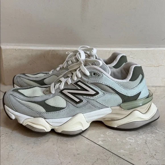 New balance 9060 women’s size 8 - Picture 4 of 8